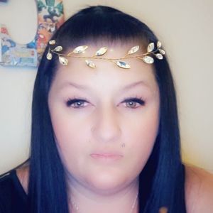 Meet your Posher, Lanuella